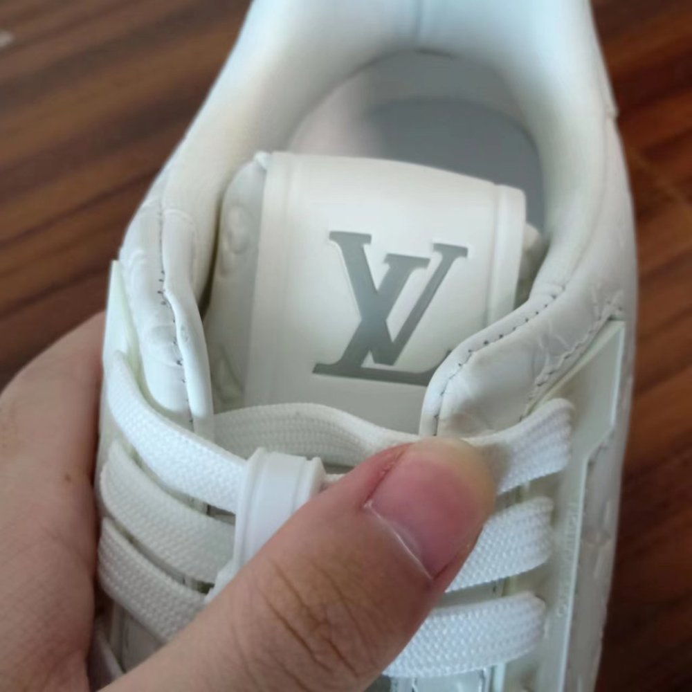 Louis Vuitton LV White Casual Sports Retro Shoes - Picture 3 of 14
